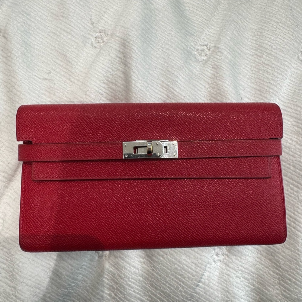 Red Hermés Kelly Lounge Wallet